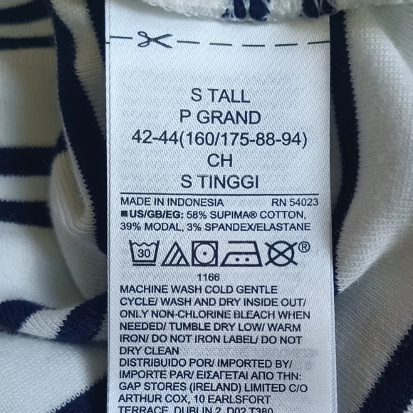 GAP Navy and White Striped Wrap Tee Preppy Nautical Small Tall - Picture 6 of 6